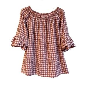SOUTHERN STITCH, NWOT, BOHO, PLAID, PEASANT STYLE TOP WITH GATHERED NECK. SIZE M